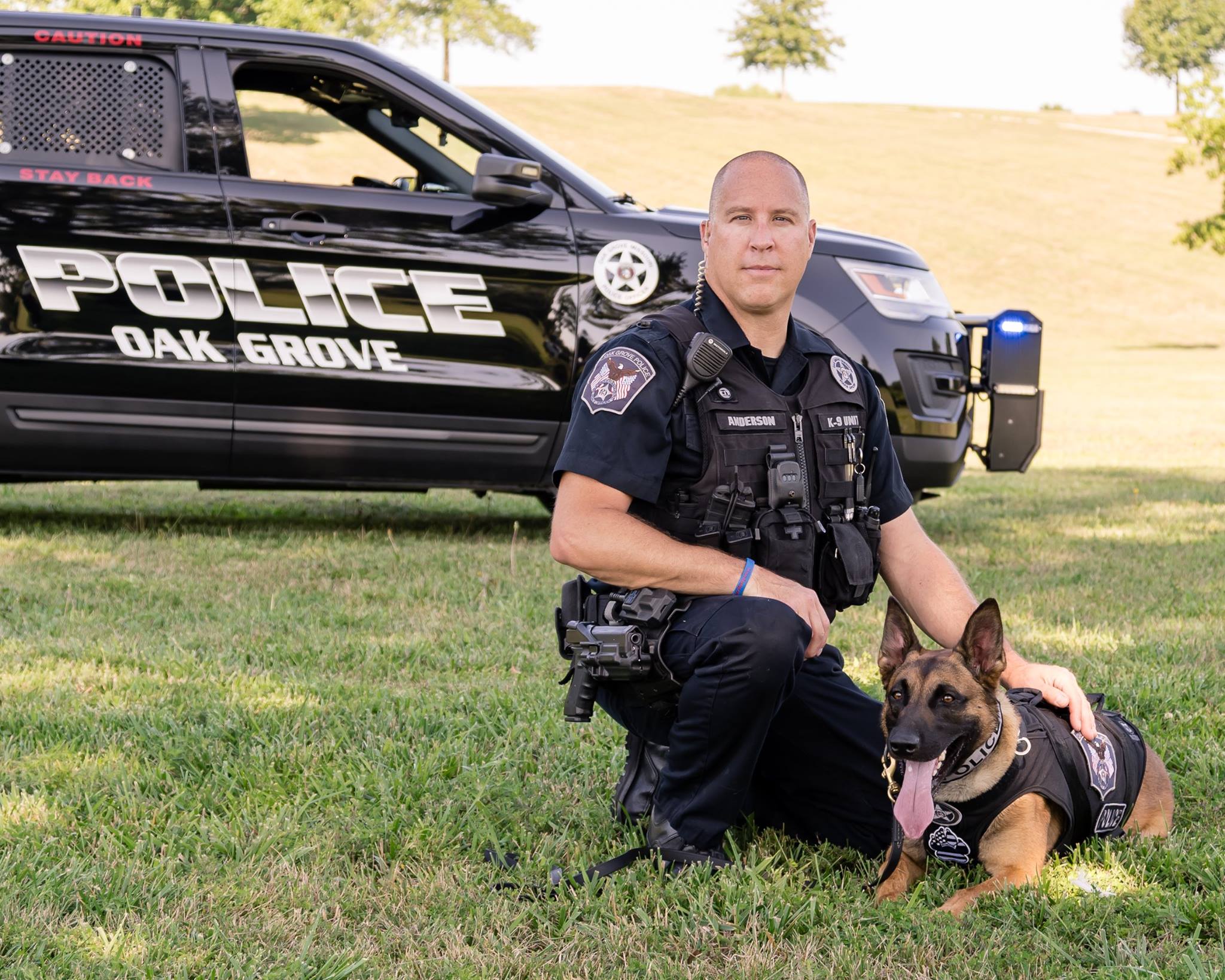 38235161_2106451152903831_8582339307409244160_o